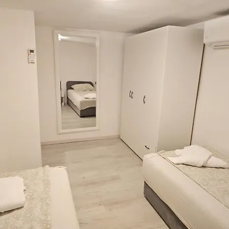 Ela 6 Apartment Piran